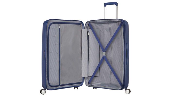 Organisation intérieure avec une poche zippée supplémentaire