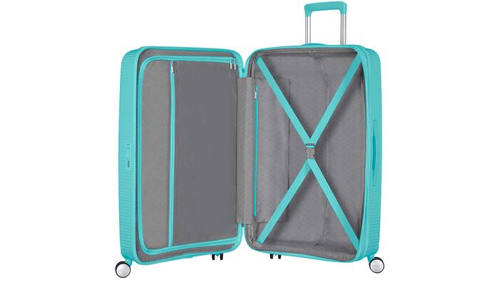 Organisation intérieure avec une poche zippée supplémentaire