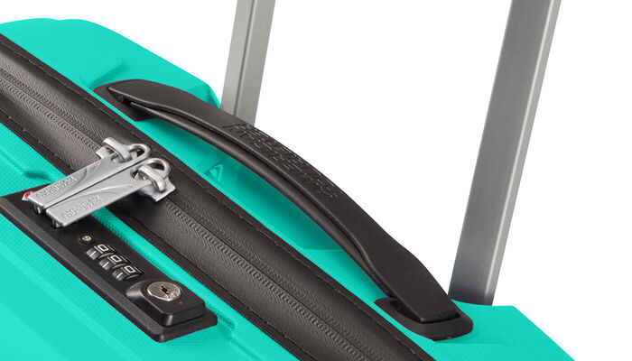 Fermeture éclair avec un revêtement hydrofuge