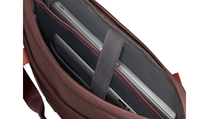 Compartiment ordinateur 15.6"