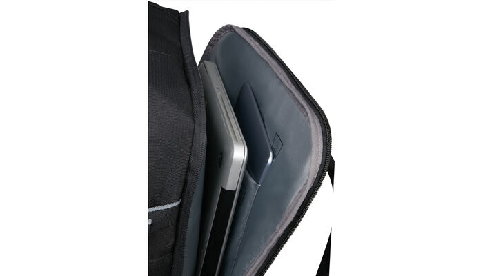Compartiment ordinateur 15.6"