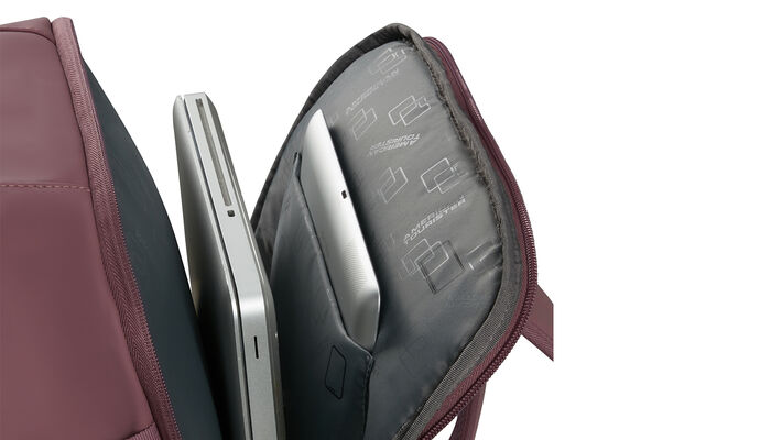 Compartiment ordinateur 15.6"