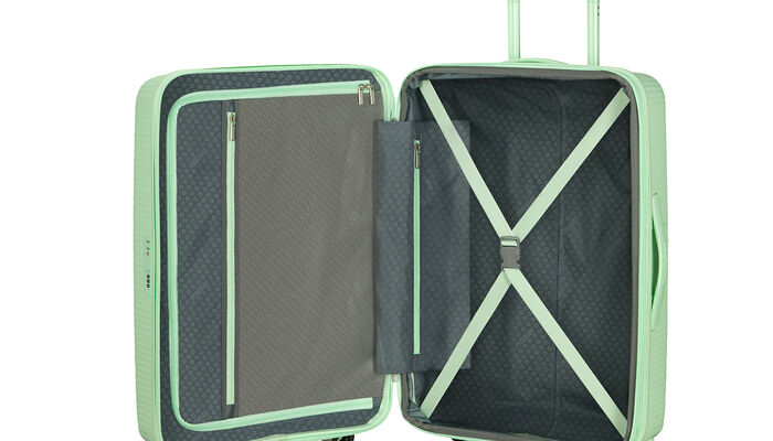 Organisation intérieure avec une poche zippée supplémentaire