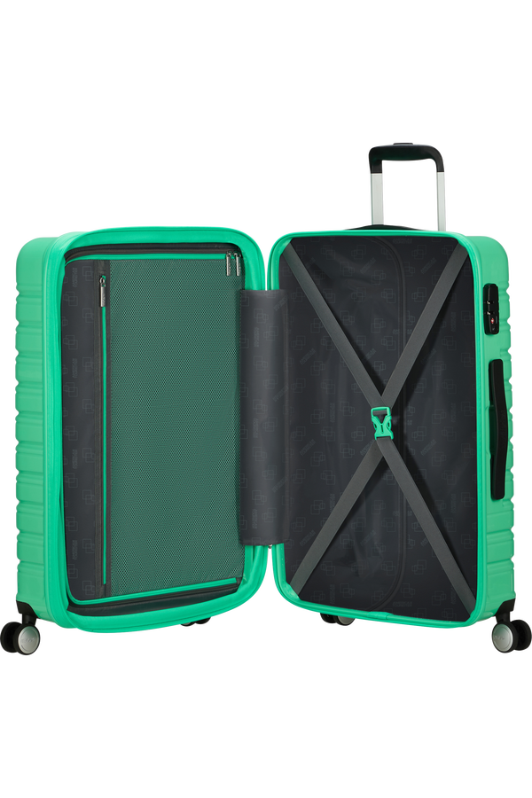 American Tourister Flashline Pop Spinner Exp TSA 67cm  Light Green American Tourister Flashline Pop Spinner Exp TSA 67cm  Light Green