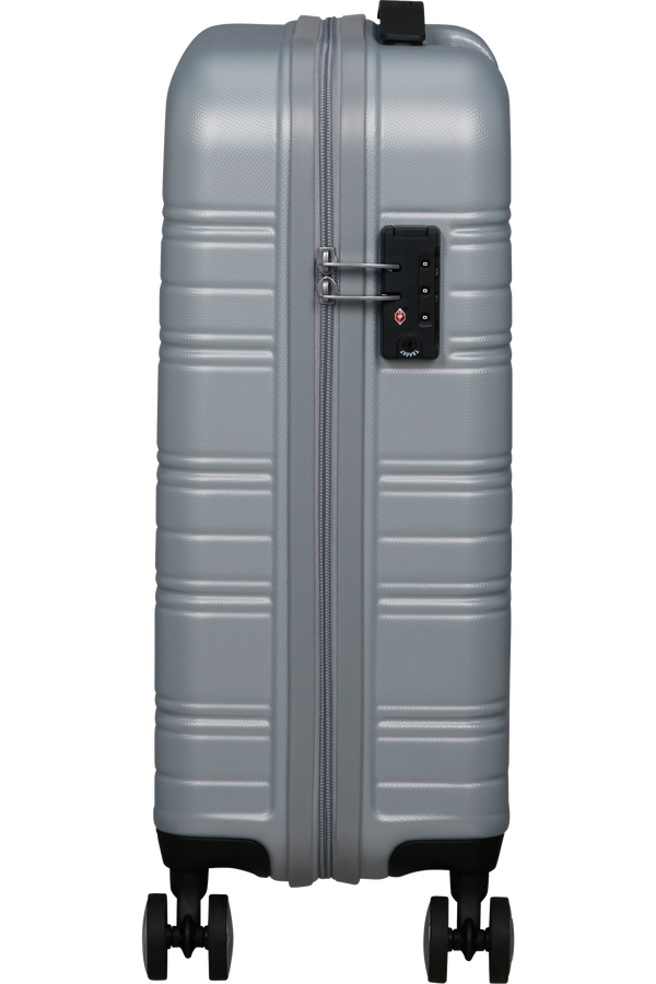 American Tourister High Turn SPINNER 55/20 TSA 55cm  Silver American Tourister High Turn SPINNER 55/20 TSA 55cm  Silver