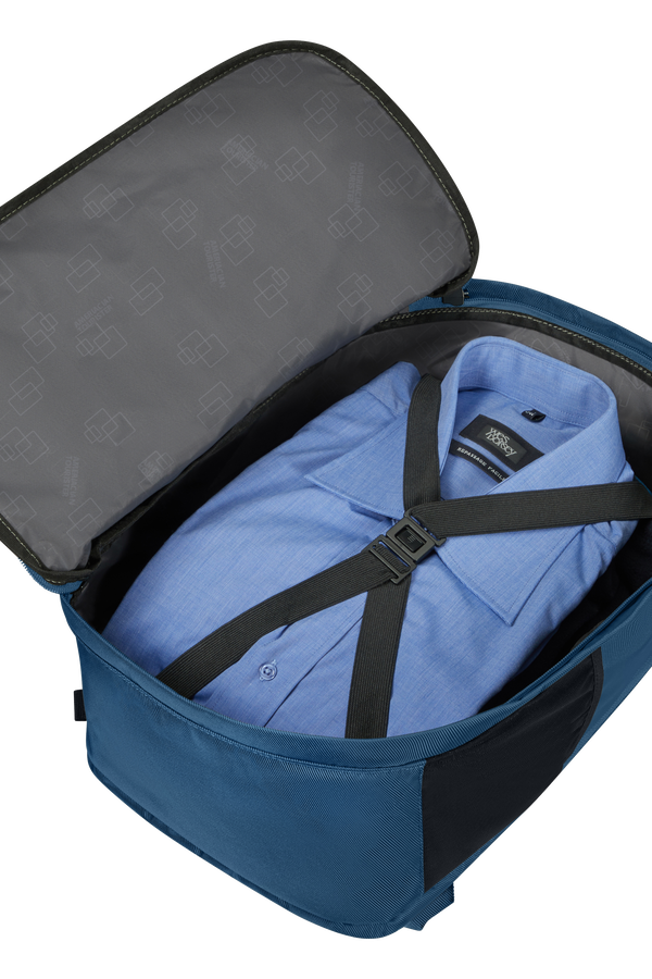 American Tourister Urban Track Cabin Backpack  Combat Navy American Tourister Urban Track Cabin Backpack  Combat Navy