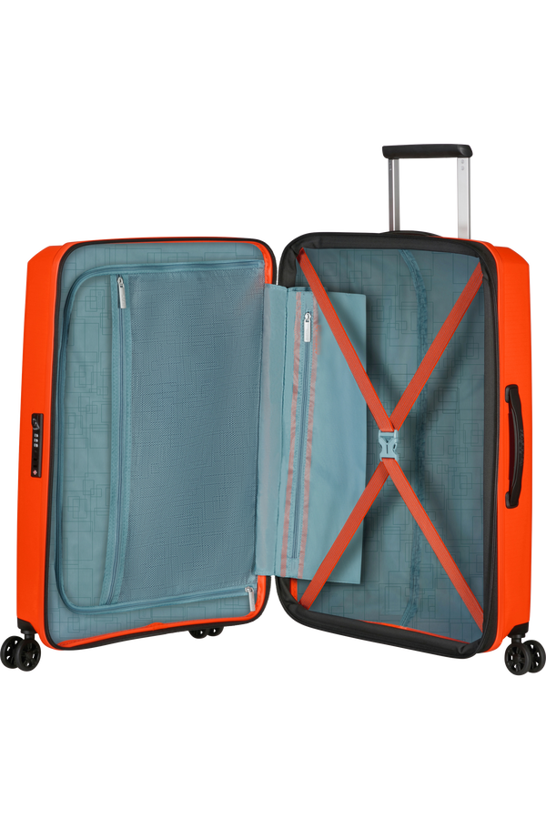 American Tourister Aerostep Spinner 67/24 Exp Tsa 67cm  Orange éclatant American Tourister Aerostep Spinner 67/24 Exp Tsa 67cm  Orange éclatant