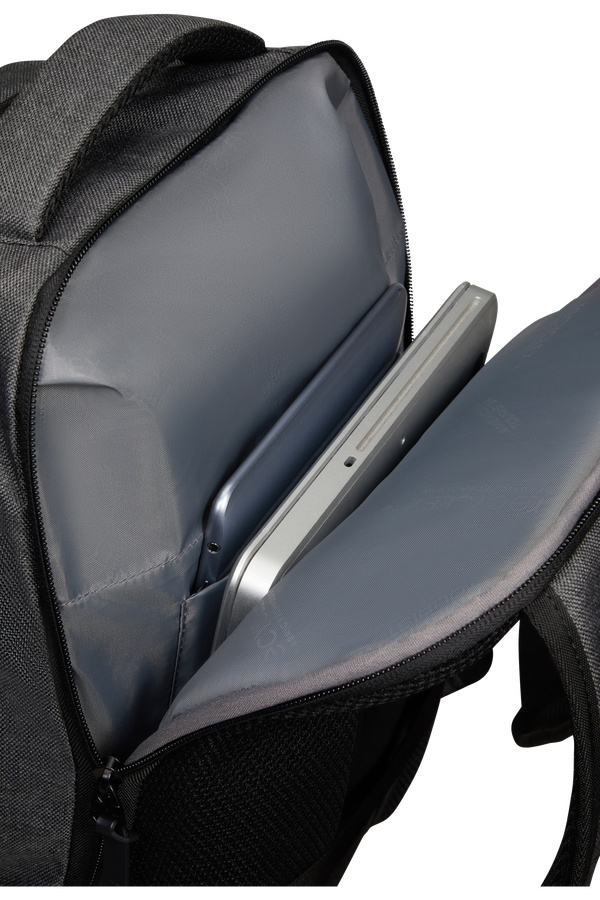 American Tourister Streethero Laptop Backpack 15.6'  Grey Melange