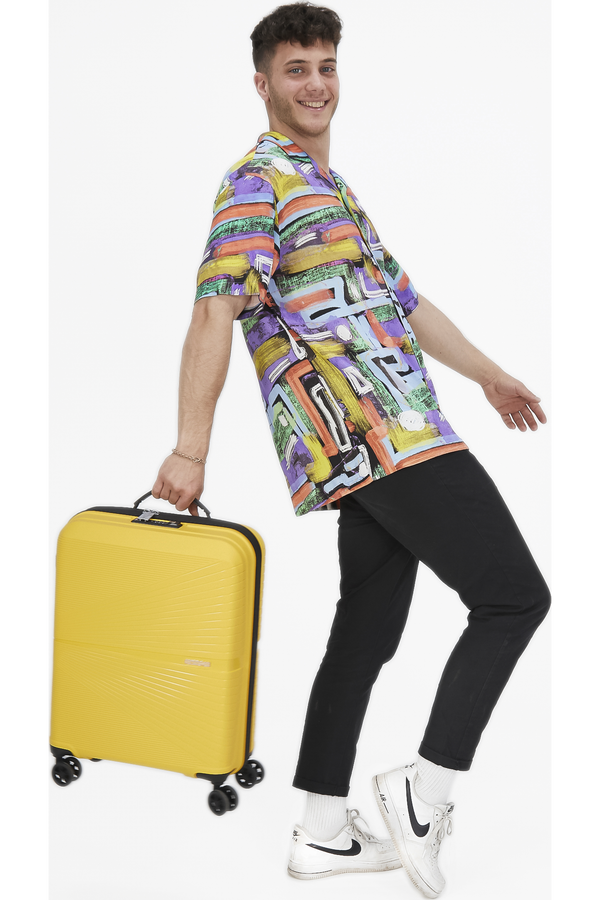 American Tourister Airconic Spinner 55cm  Lemondrop American Tourister Airconic Spinner 55cm  Lemondrop