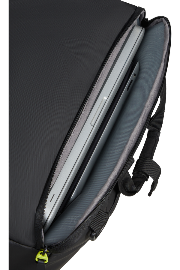 American Tourister Streethero 3-Way Boarding Bag Limited  Black/Lime American Tourister Streethero 3-Way Boarding Bag Limited  Black/Lime