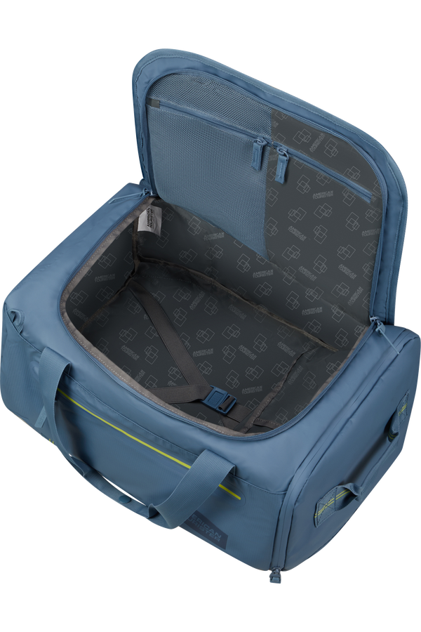 American Tourister Trailgo Duffle S  Coronet Blue American Tourister Trailgo Duffle S  Coronet Blue